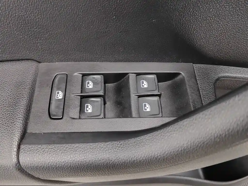 Skoda Octavia — фото 9