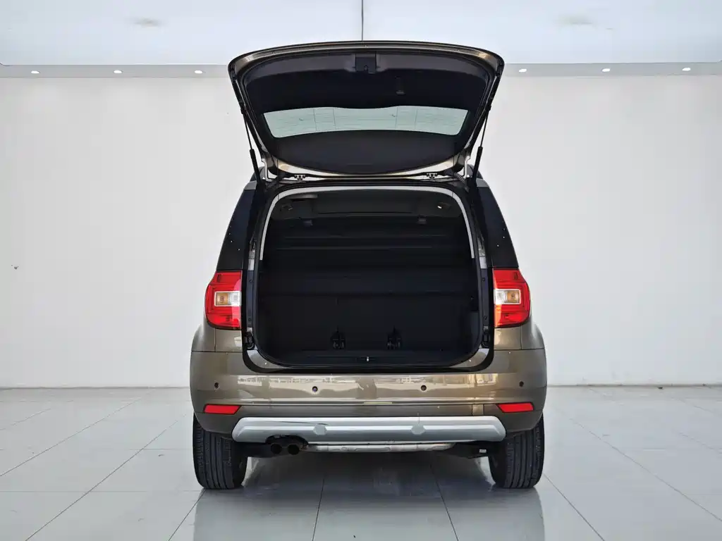 Skoda Yeti — фото 20