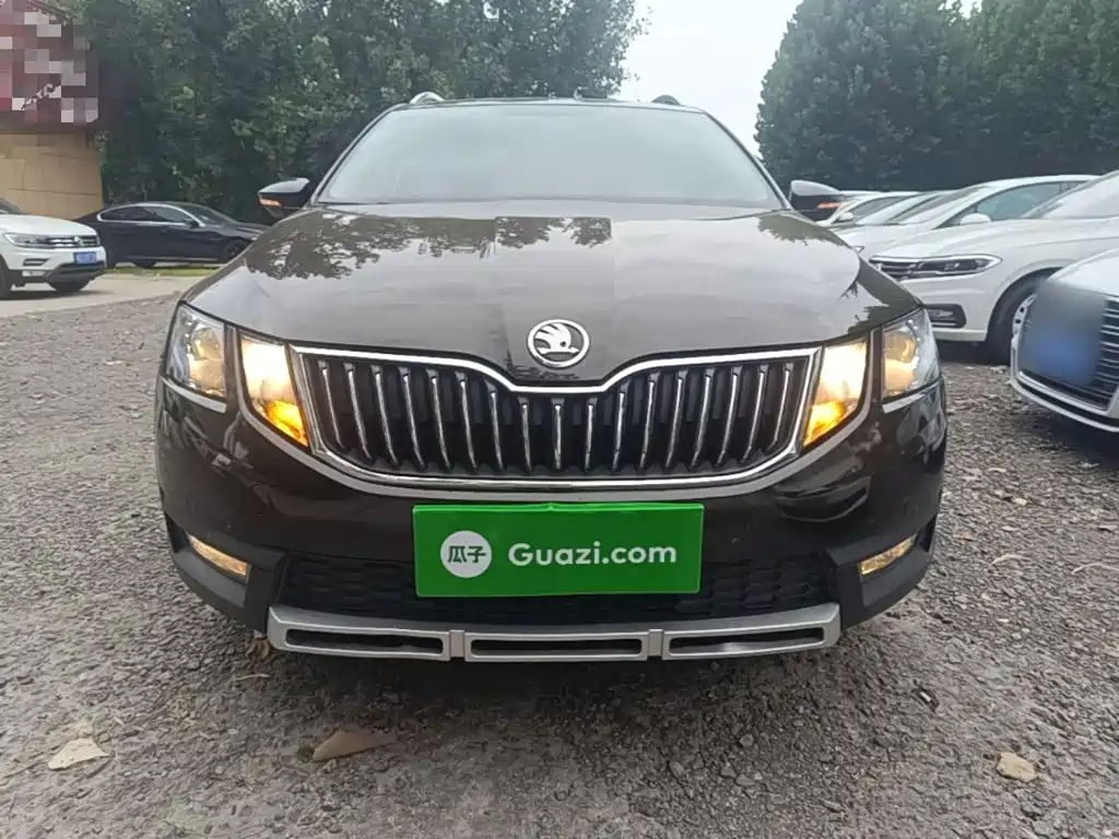 Skoda Octavia — фото 3