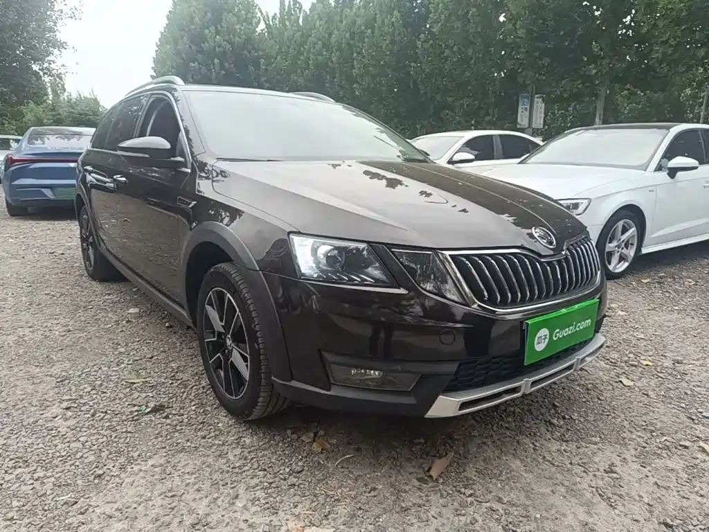 Skoda Octavia — фото 4