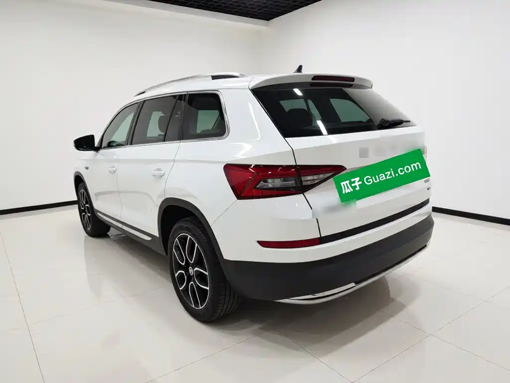 Skoda Kodiaq — фото 4