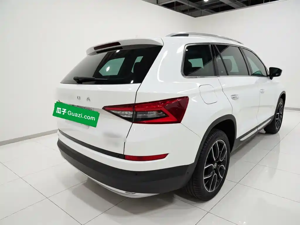 Skoda Kodiaq — фото 6