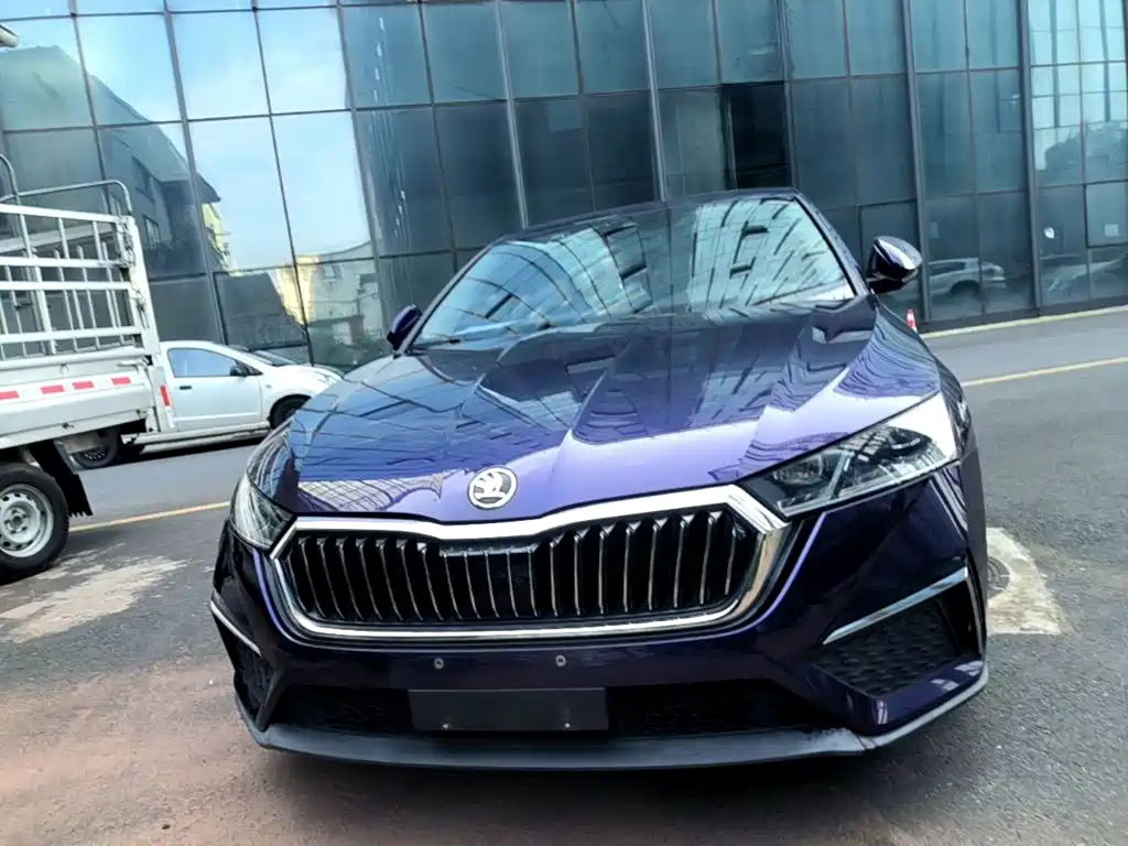 Skoda Octavia — фото 3