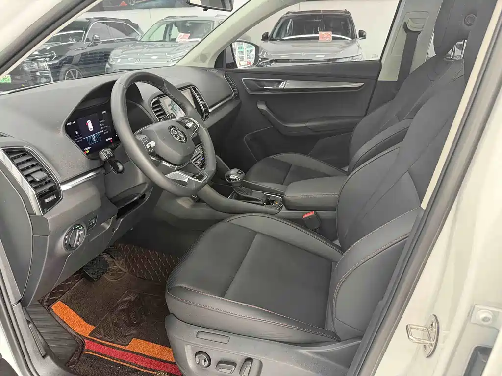 Skoda Karoq — фото 4