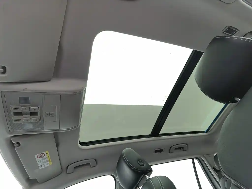 Skoda Kodiaq — фото 14