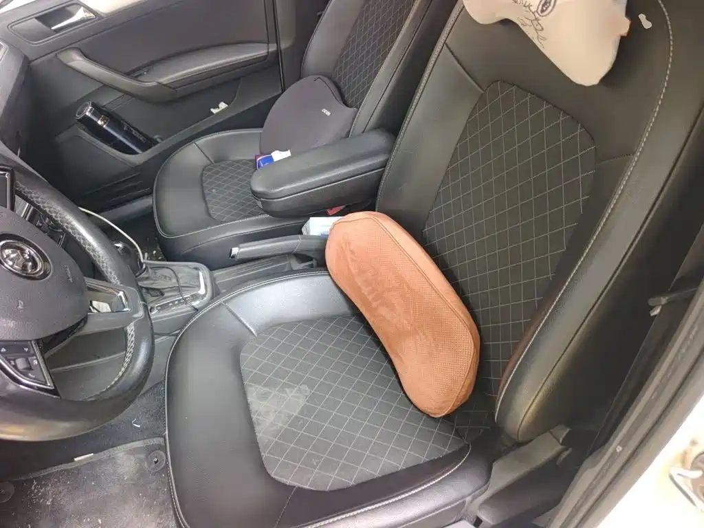 Skoda Rapid Spaceback — фото 8