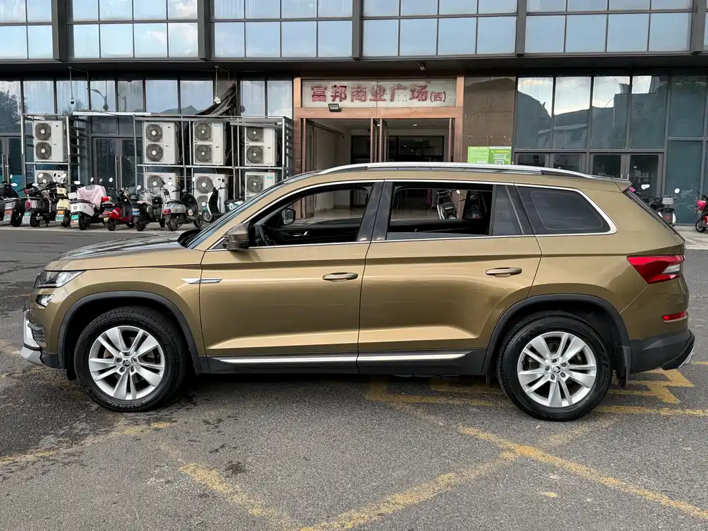 Skoda Kodiaq — фото 3