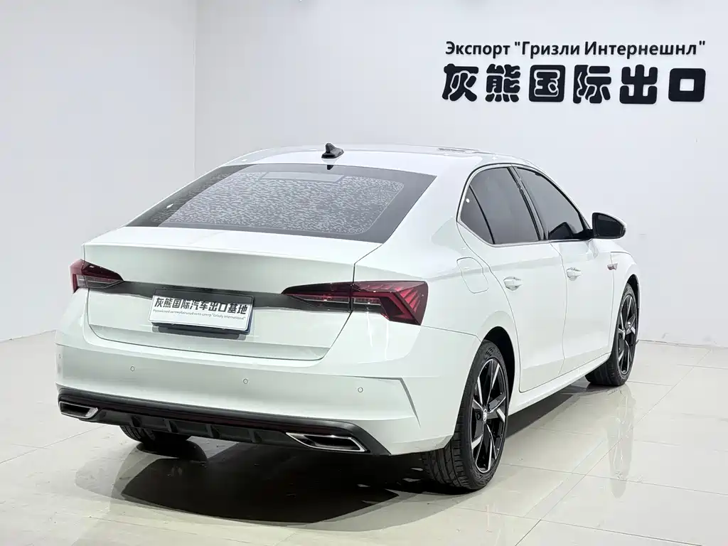 Skoda Octavia — фото 6