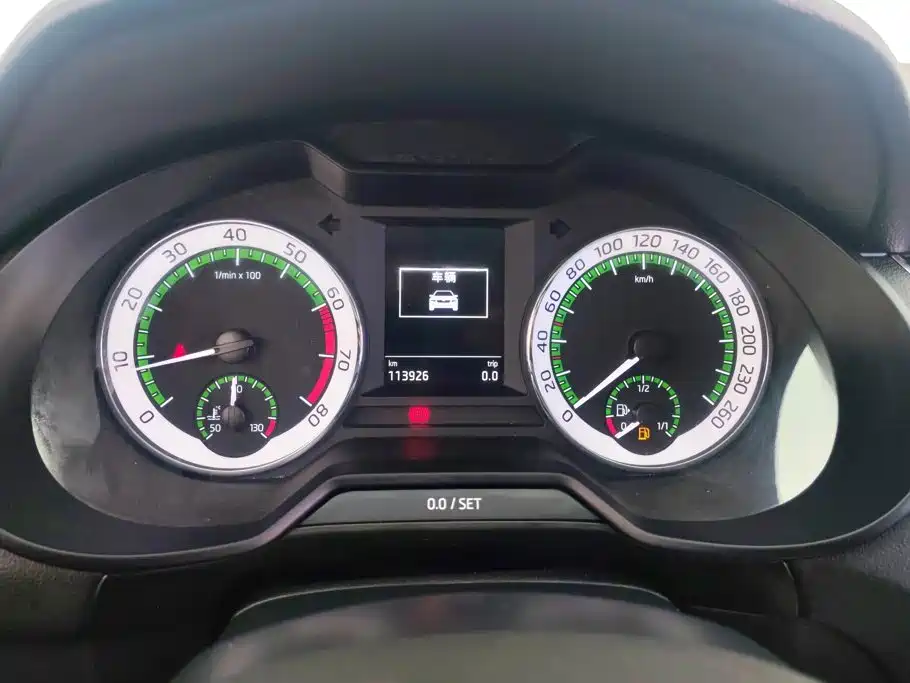 Skoda Octavia — фото 14
