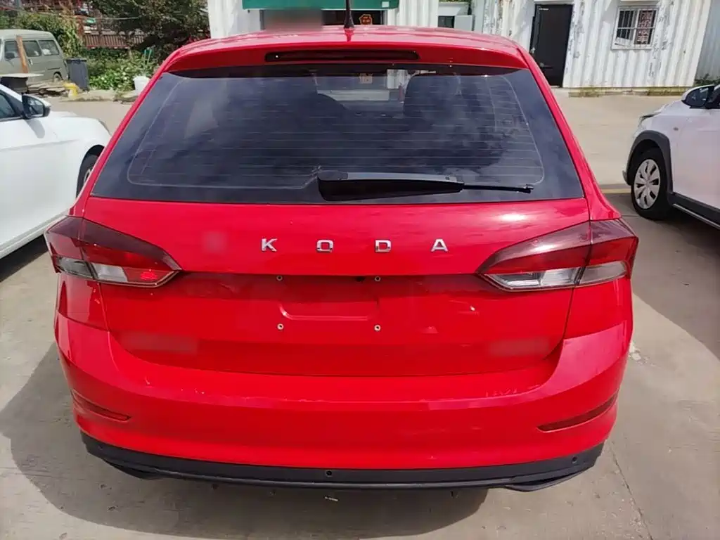 Skoda Rapid Spaceback — фото 6