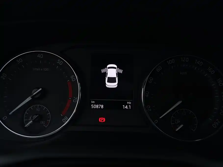 Skoda Octavia — фото 17