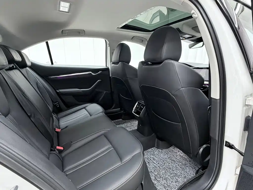 Skoda Octavia — фото 19