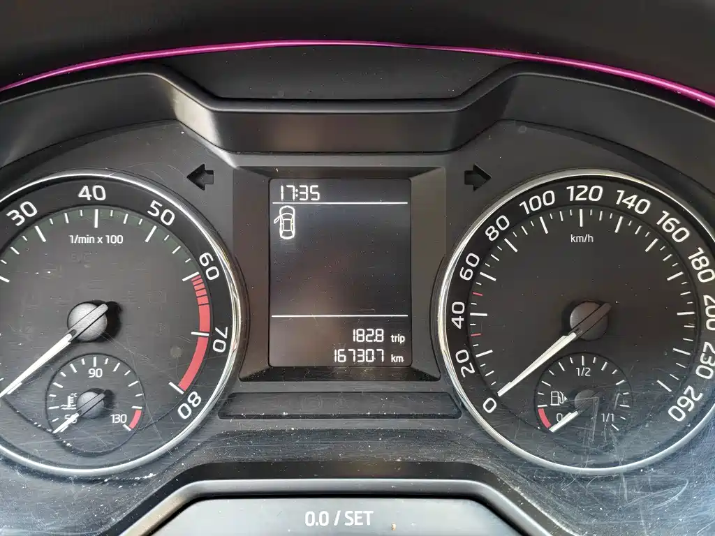 Skoda Octavia — фото 5