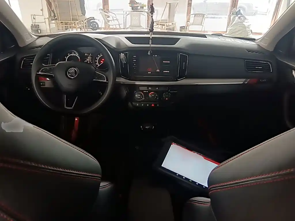 Skoda Kamiq — фото 10