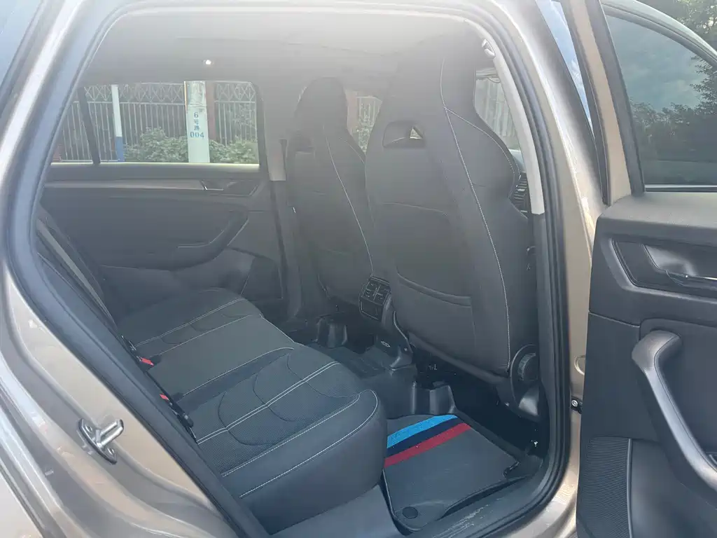 Skoda Kodiaq GT — фото 14