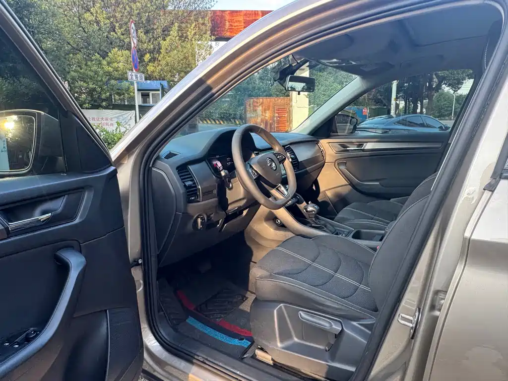 Skoda Kodiaq GT — фото 10