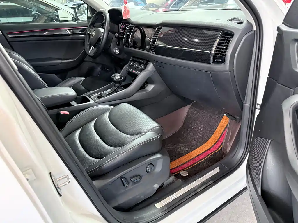 Skoda Kodiaq GT — фото 19