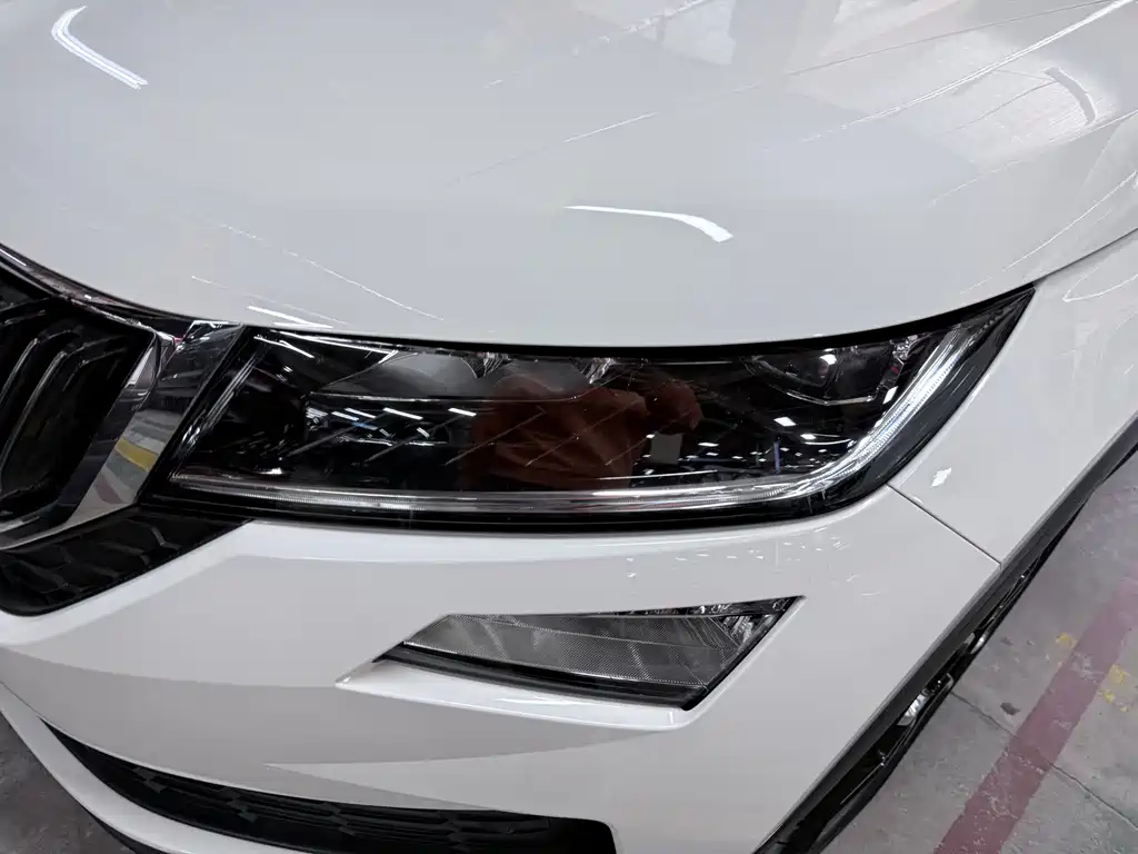 Skoda Kodiaq GT — фото 4