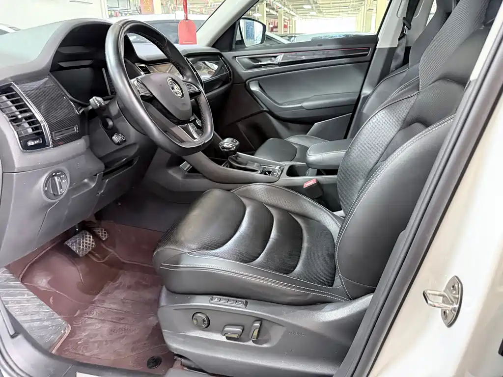 Skoda Kodiaq GT — фото 8