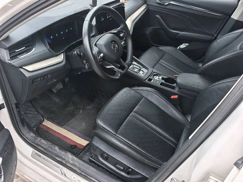 Skoda Octavia — фото 11