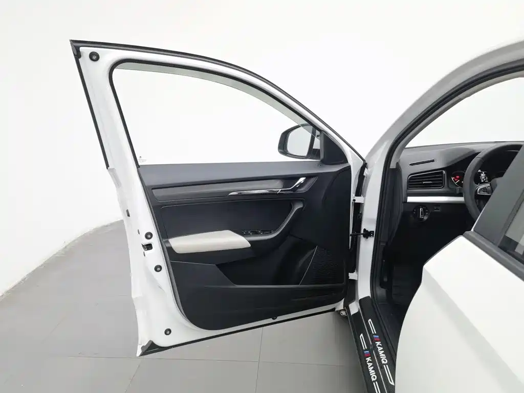 Skoda Kamiq — фото 8