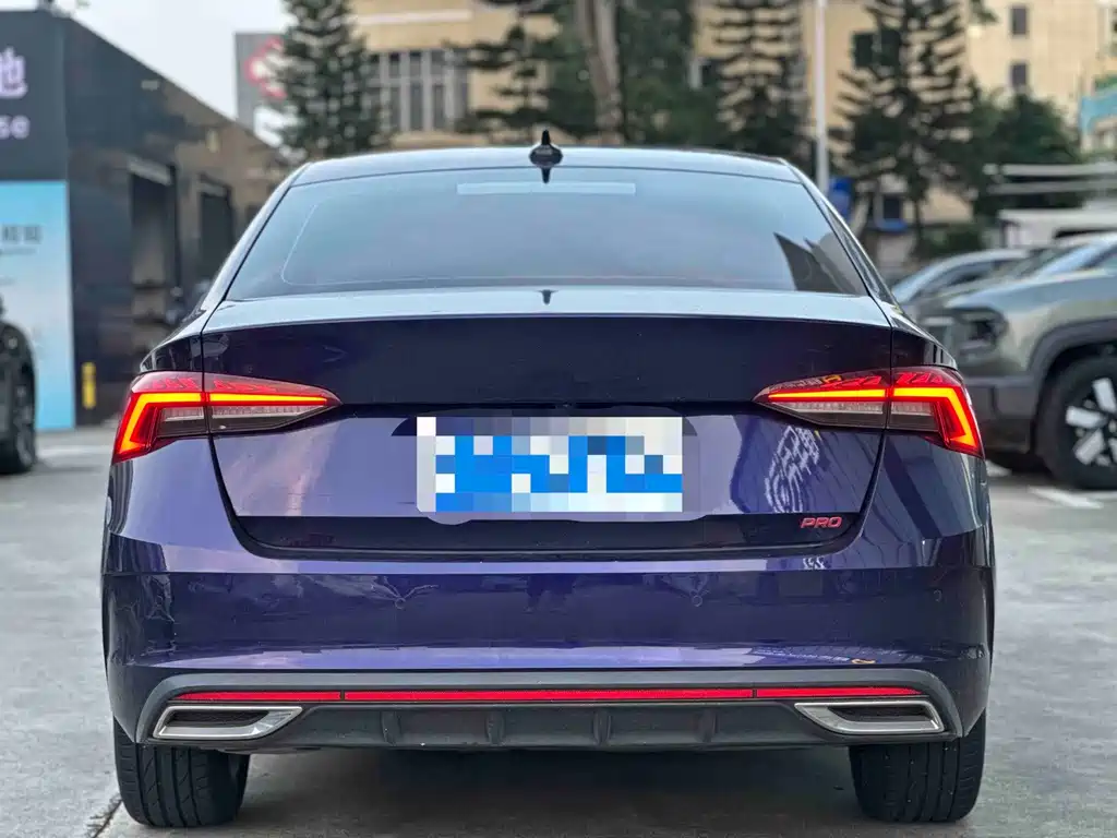 Skoda Octavia — фото 6