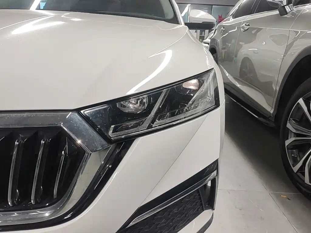 Skoda Octavia — фото 19