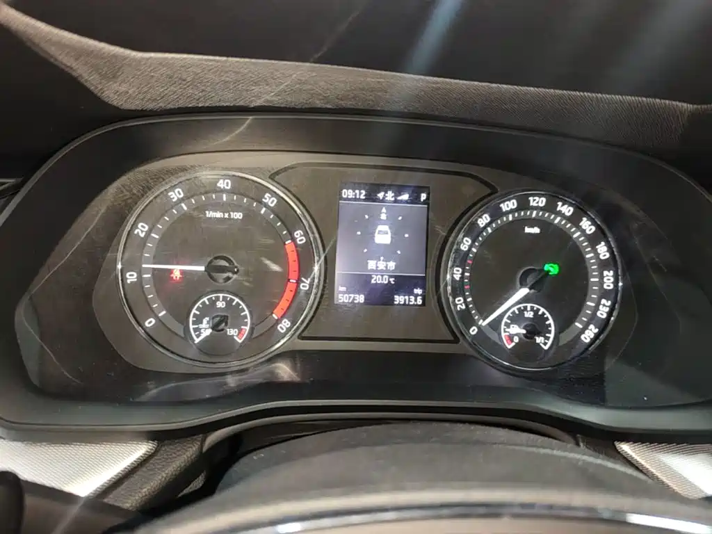 Skoda Octavia — фото 5