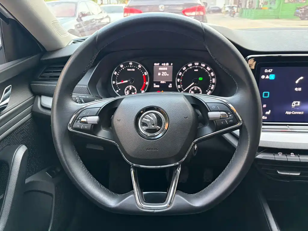 Skoda Octavia — фото 13