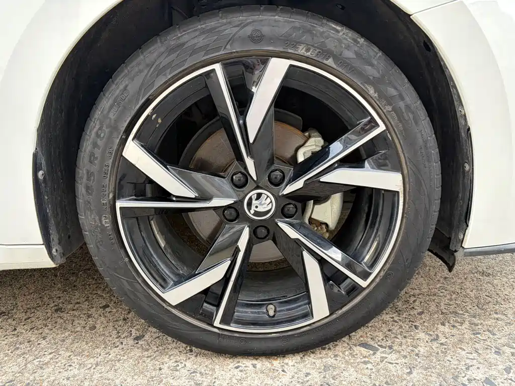 Skoda Octavia — фото 20