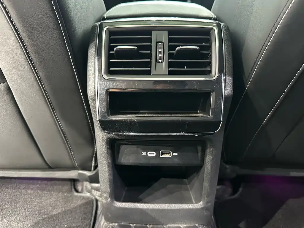 Skoda Superb — фото 15