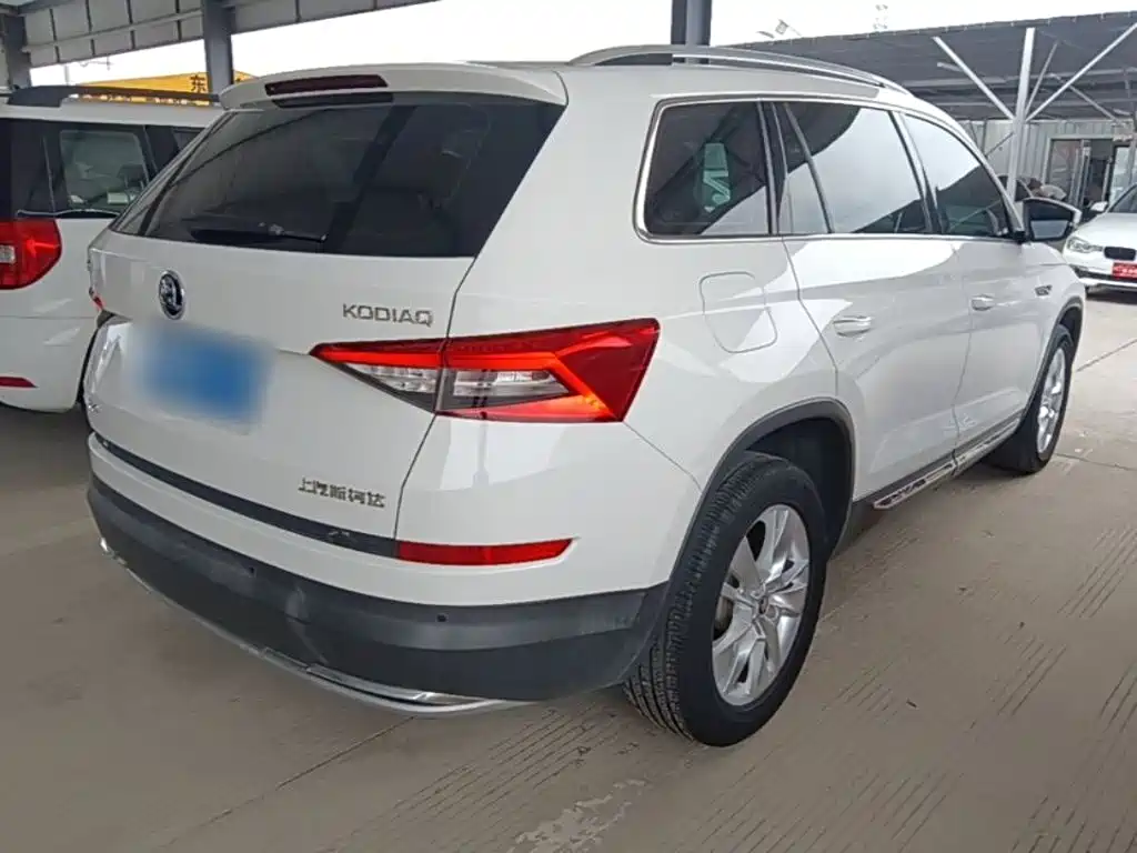 Skoda Kodiaq — фото 7