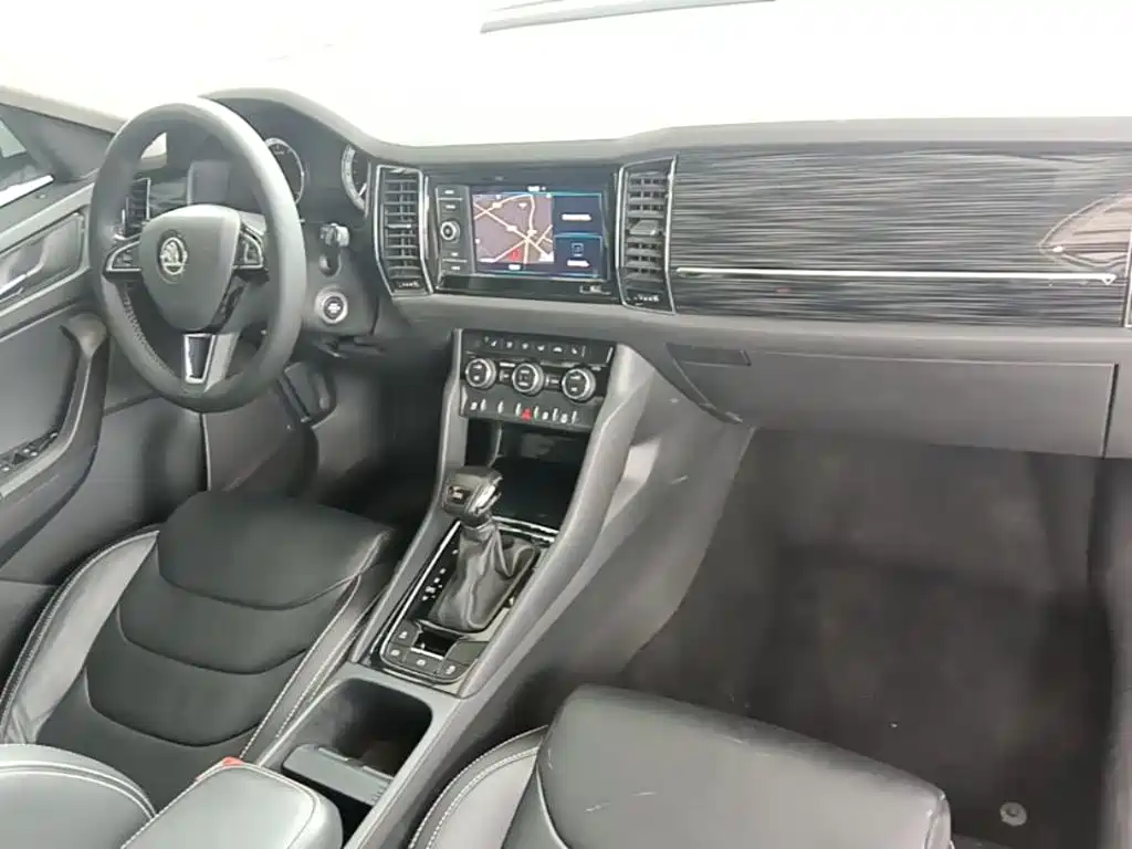 Skoda Kodiaq — фото 10