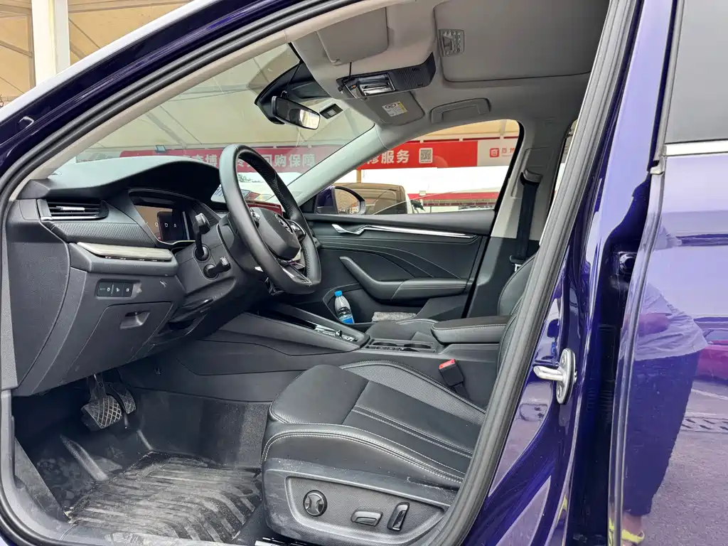 Skoda Octavia — фото 3