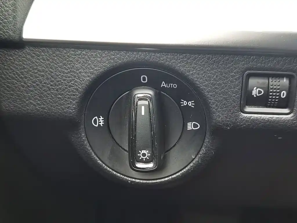 Skoda Kamiq — фото 21