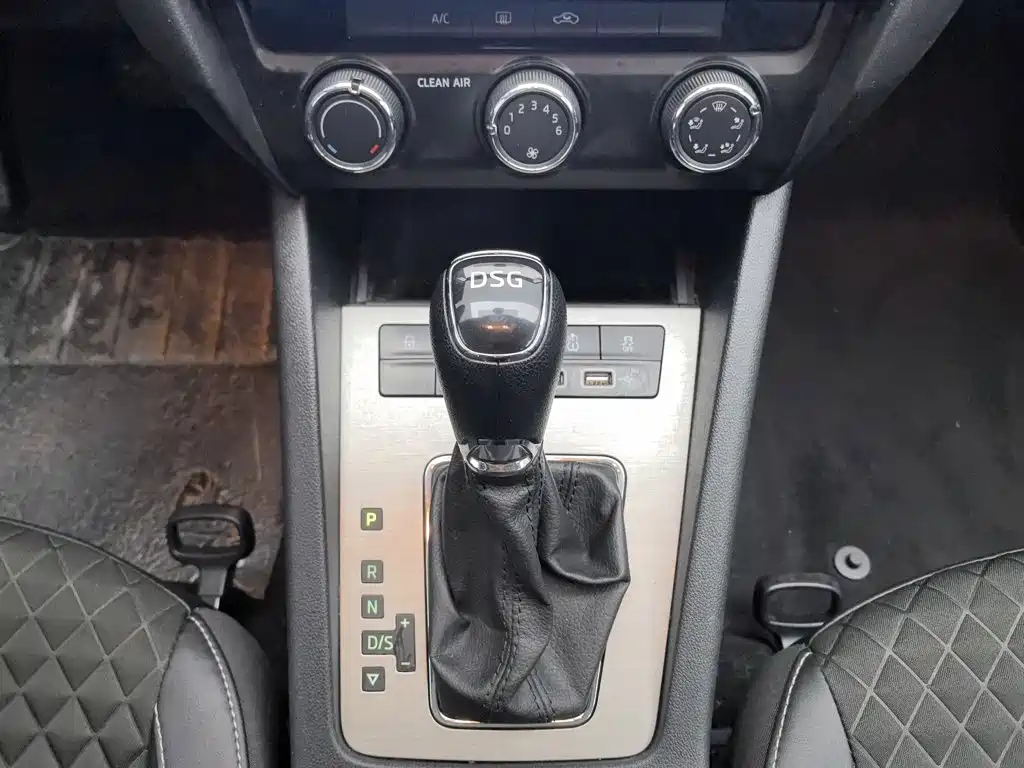 Skoda Octavia — фото 13