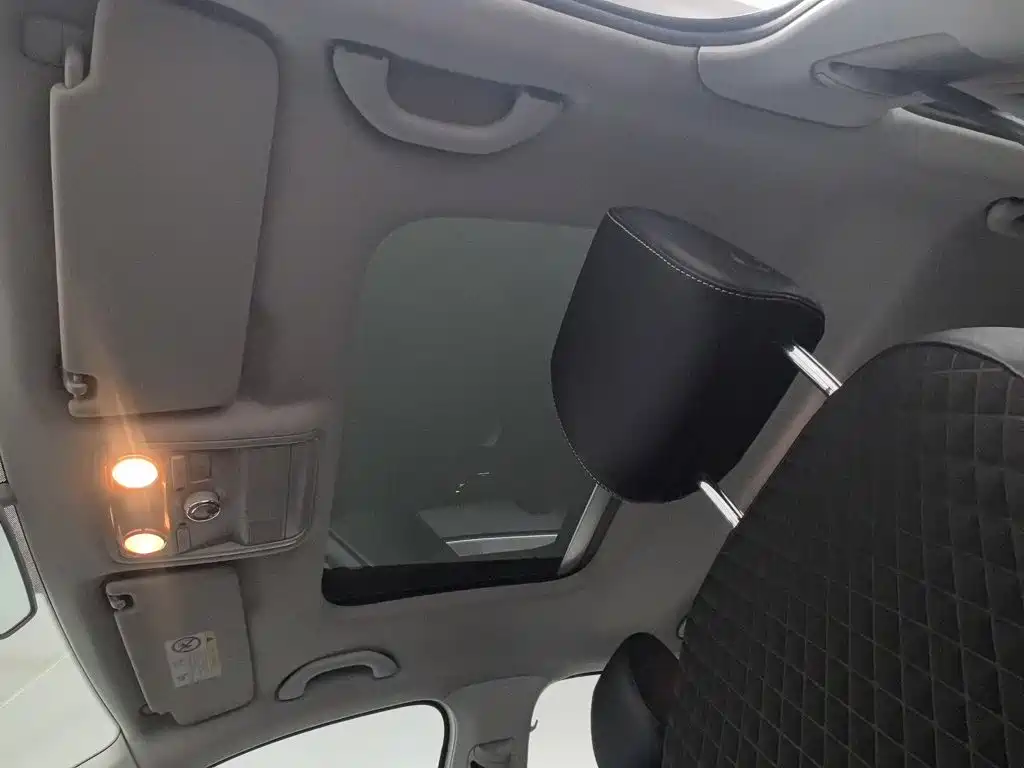 Skoda Octavia — фото 14