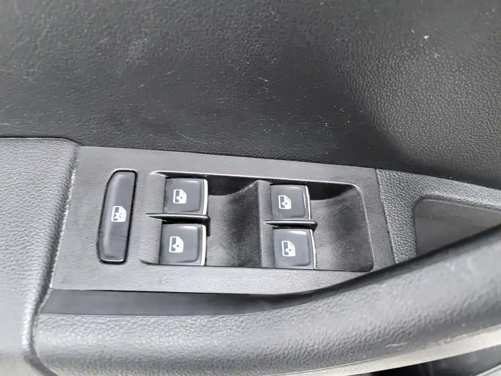 Skoda Octavia — фото 9