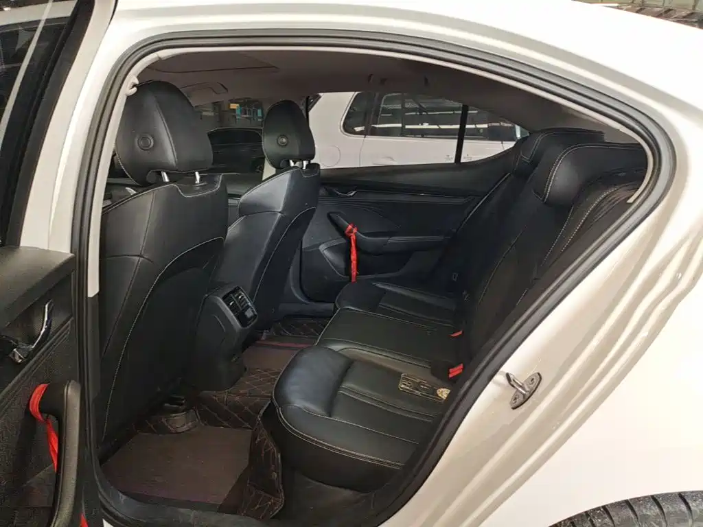 Skoda Octavia — фото 17