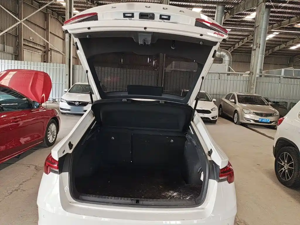Skoda Octavia — фото 19