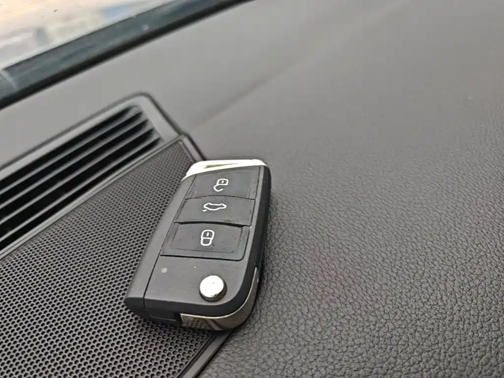 Skoda Superb — фото 9
