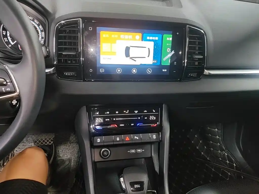 Skoda Karoq — фото 13