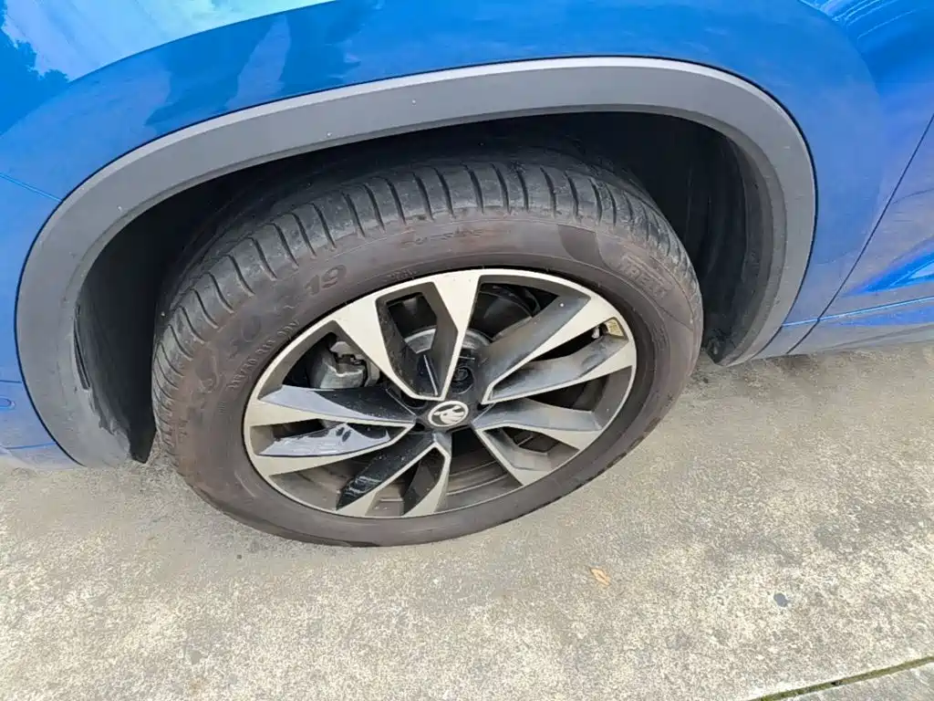 Skoda Kodiaq — фото 23