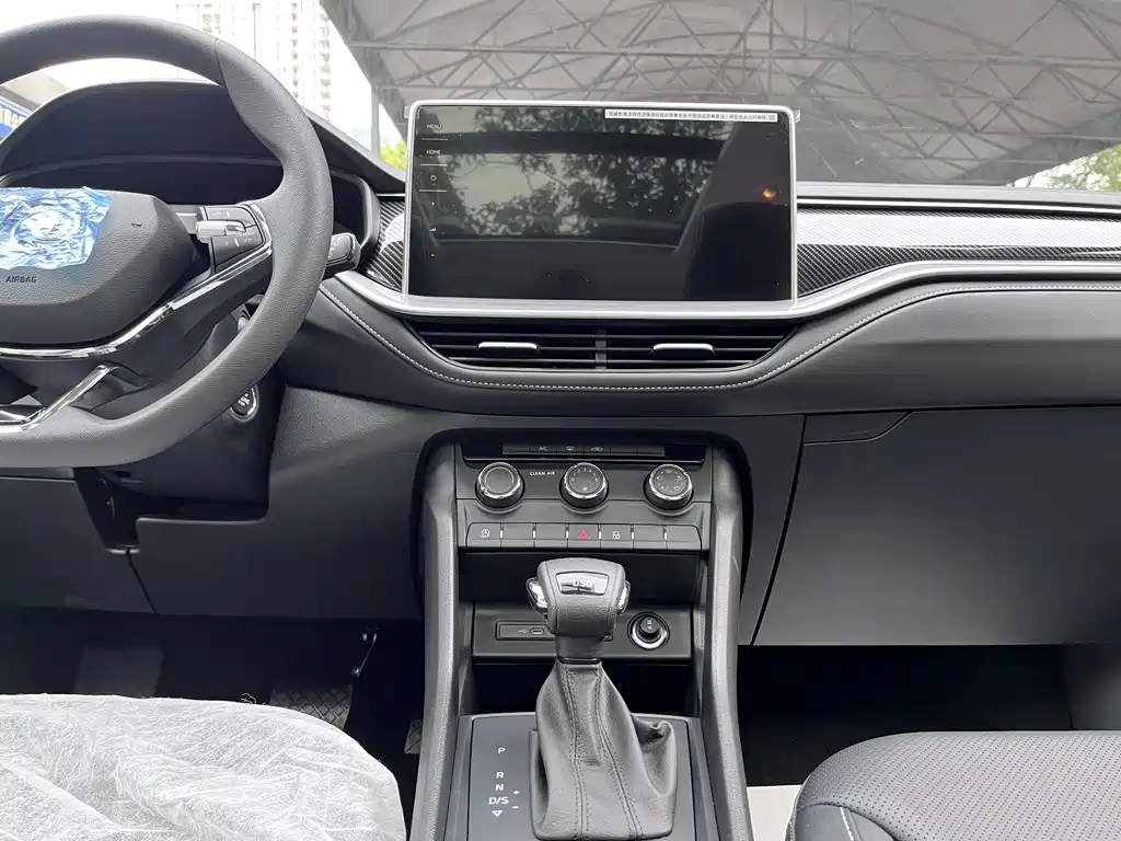 Skoda Kodiaq — фото 23