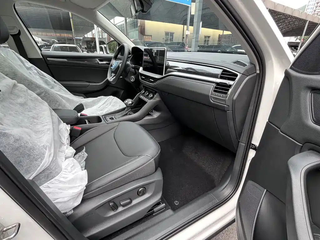 Skoda Kodiaq — фото 9