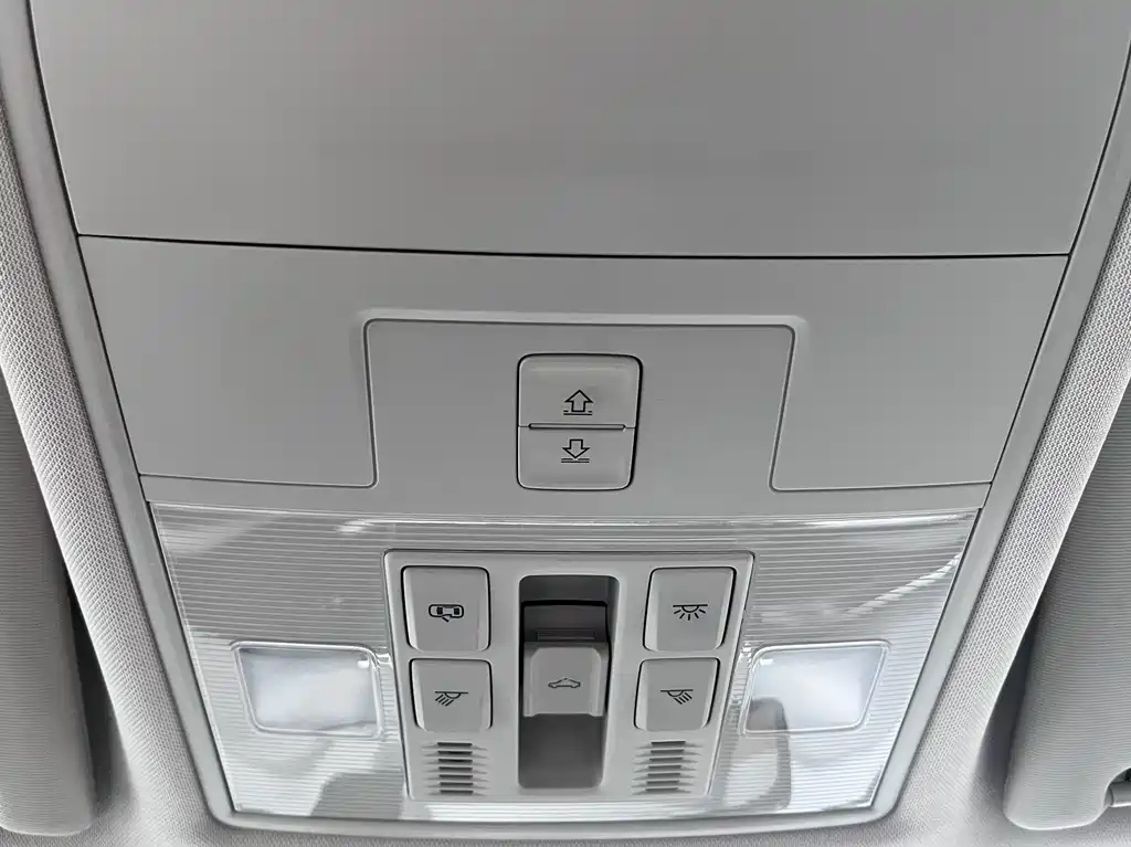Skoda Kodiaq — фото 25