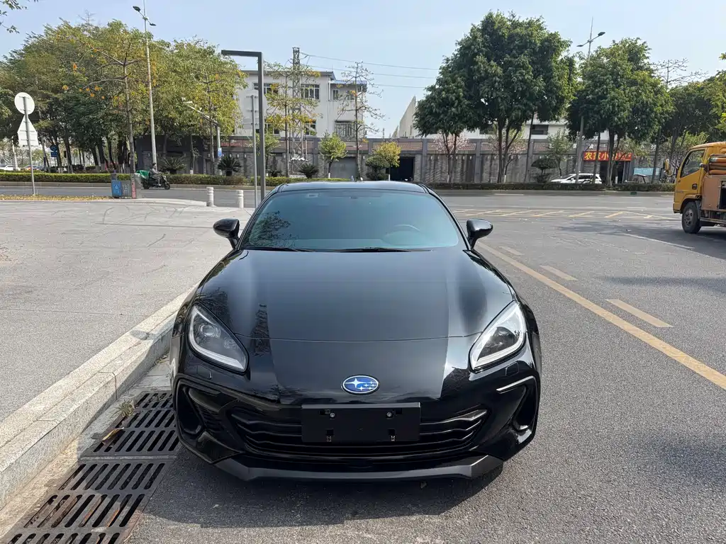 Subaru BRZ — фото 2
