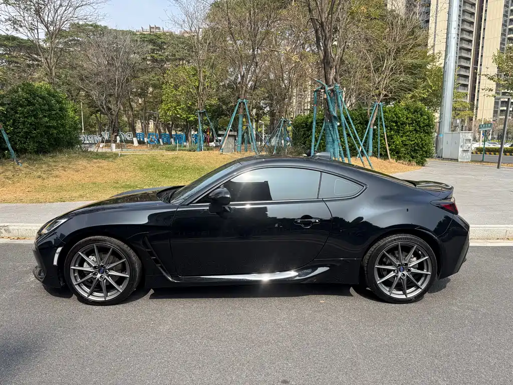 Subaru BRZ — фото 4