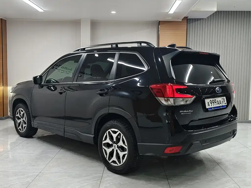 Subaru Forester — фото 4