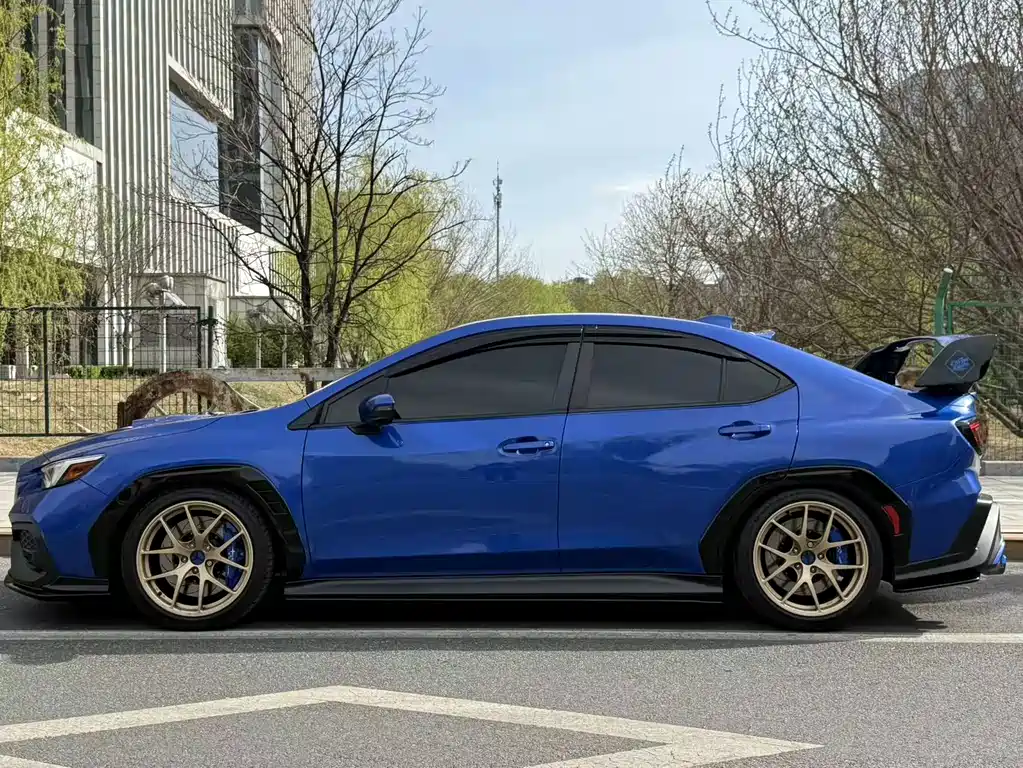 Subaru WRX — фото 2